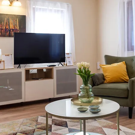 Monte Balaton 別荘 パロズナク