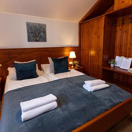 Monte Balaton * パロズナク