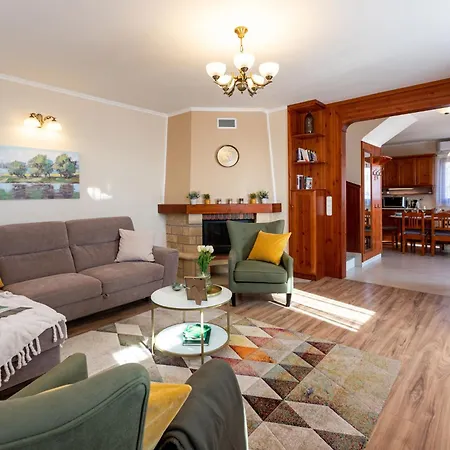 Monte Balaton 別荘 パロズナク