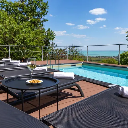 別荘 Monte Balaton