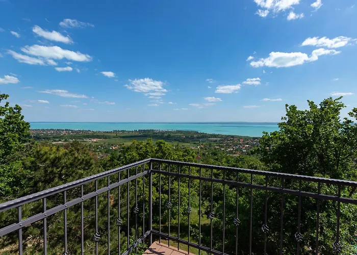 Monte Balaton Сasa de vacaciones *